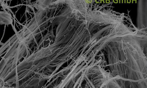 Imagen MEB de amianto crisotilo en Sokalita | © CRB Analyse Service GmbH